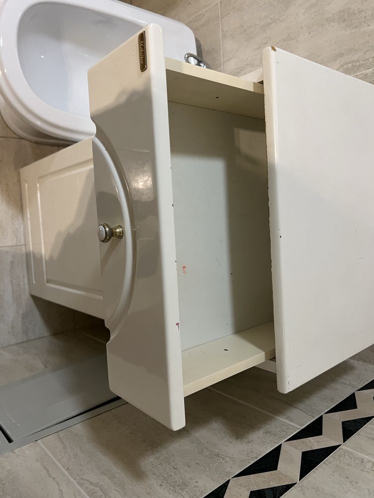 Movel de arrumação wc