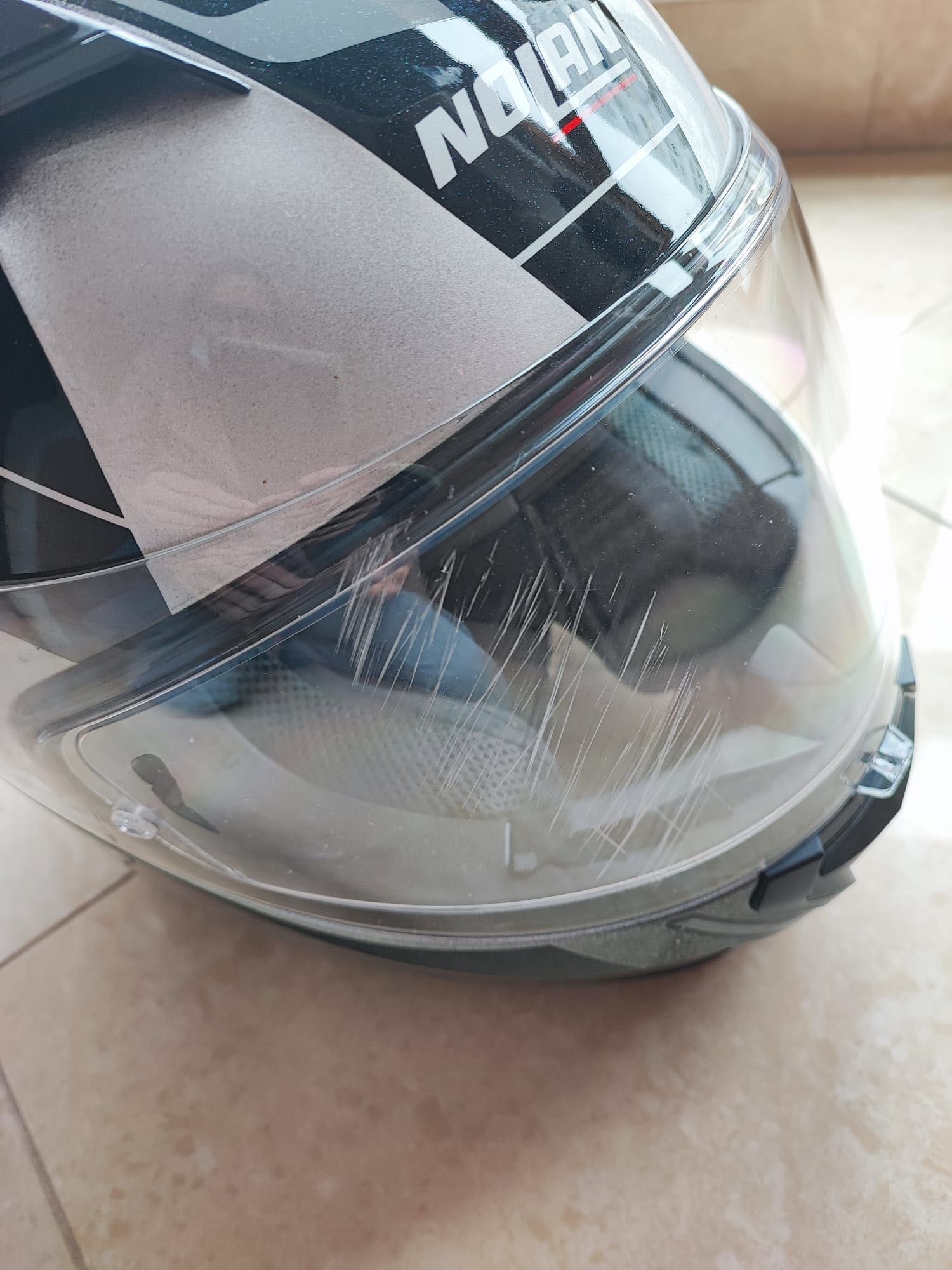 Capacete Mota marca Nolan_Senhora