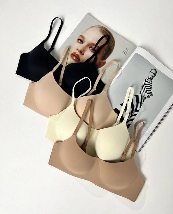 Базовые бюстгальтеры на чашку А,В,С безшовні і з пуш ап