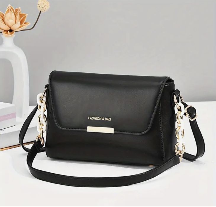 Сумка клатч. Чорна. Нова.