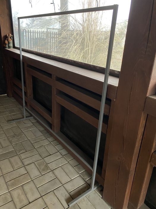 Стійка для одягу вішалка металева