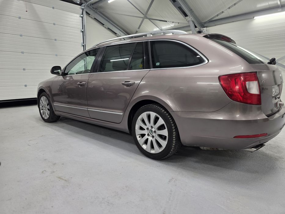 Skoda superb 1.8 dsg 2012