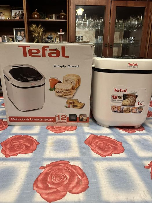 Продам хлібопічку TEFAL PF210138