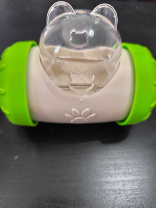 Dispensador 2 em 1 para gatos com oferta