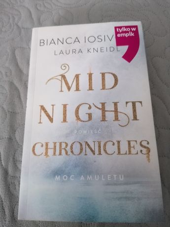 Książka "Mid night powieść Chronicles - Moc amuletu"