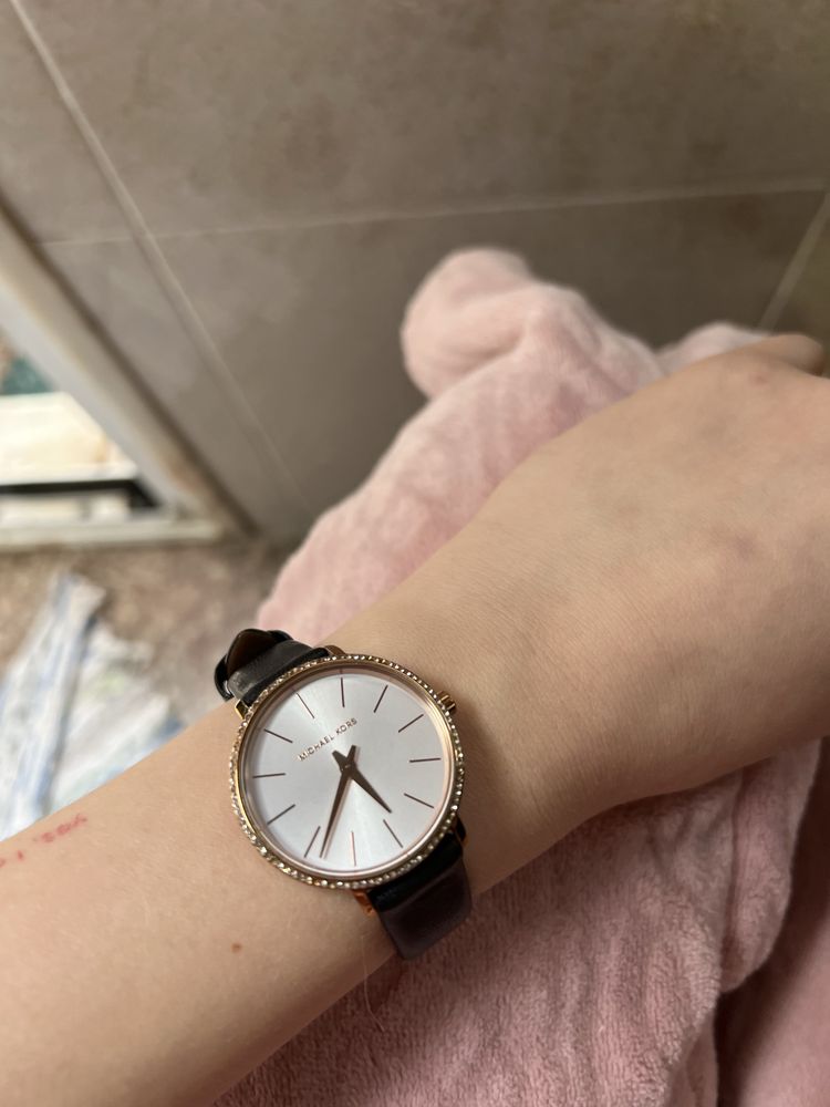Relogio Michael Kors usado + pulseira Nomination dourada e prateada