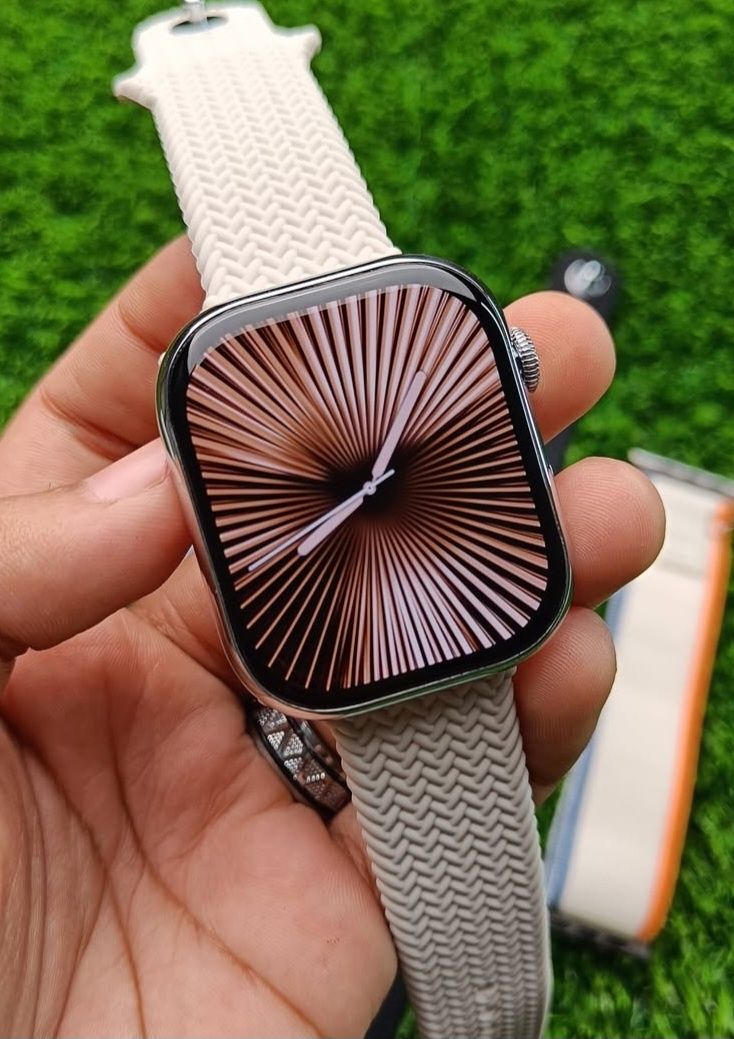 Smartwatch HK10 Pro Max srebrny damski