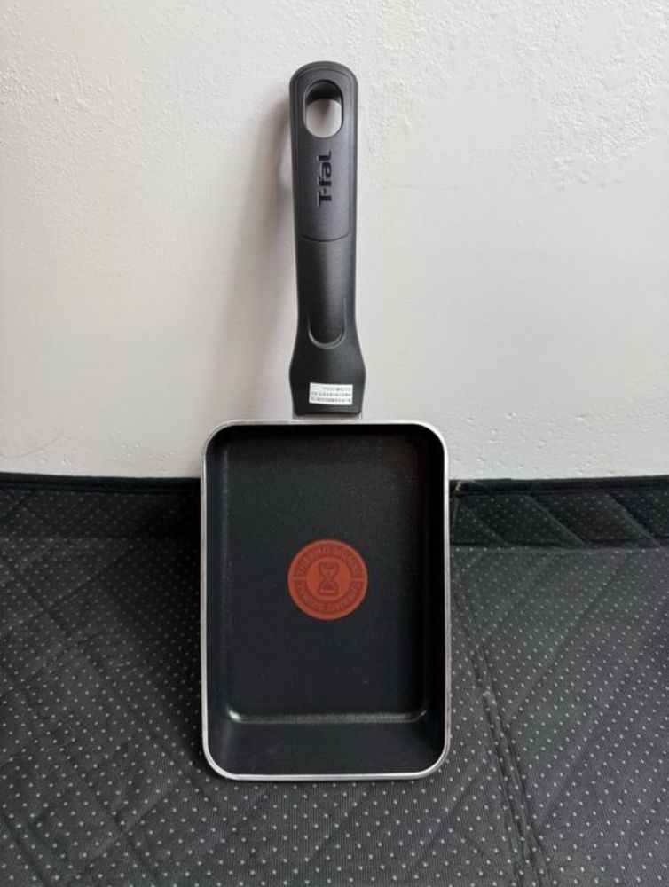 Patelnia do jajek i placków Tefal Enjoy mini 14 cm non-stick + GRATIS!