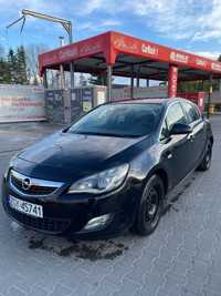 Opel Astra Opel Astra J 2010r.