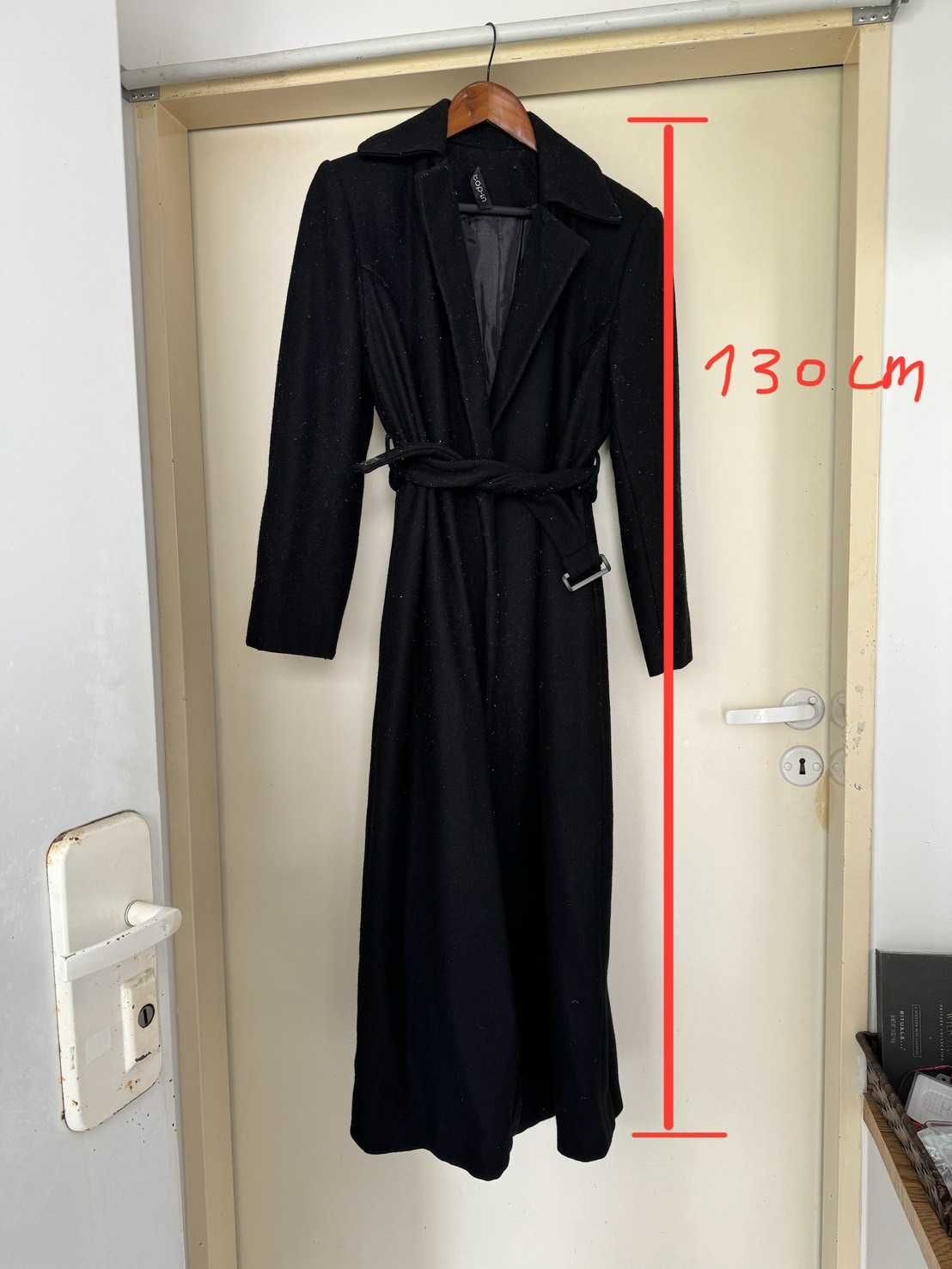 Czarny, długi, wełniany płaszcz z paskiem Rozmiar 40