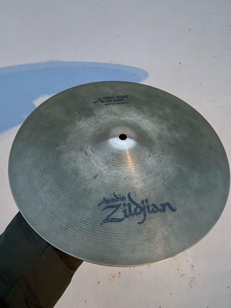 Тарелки хай-хет Zildjian A Avedis New Beat Hi-Hats 14"