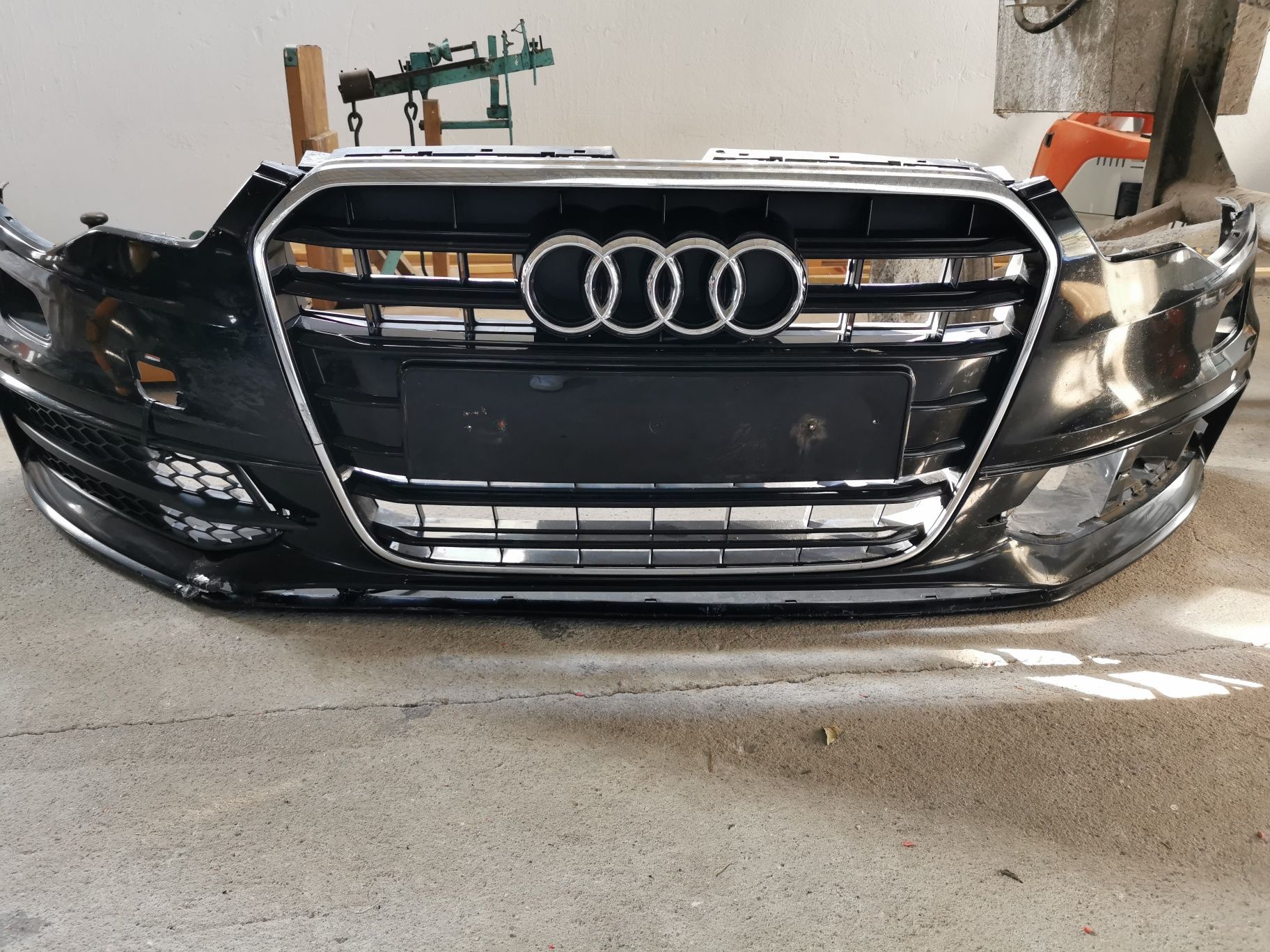 Zderzak Audi a6 c7 s line 11-14