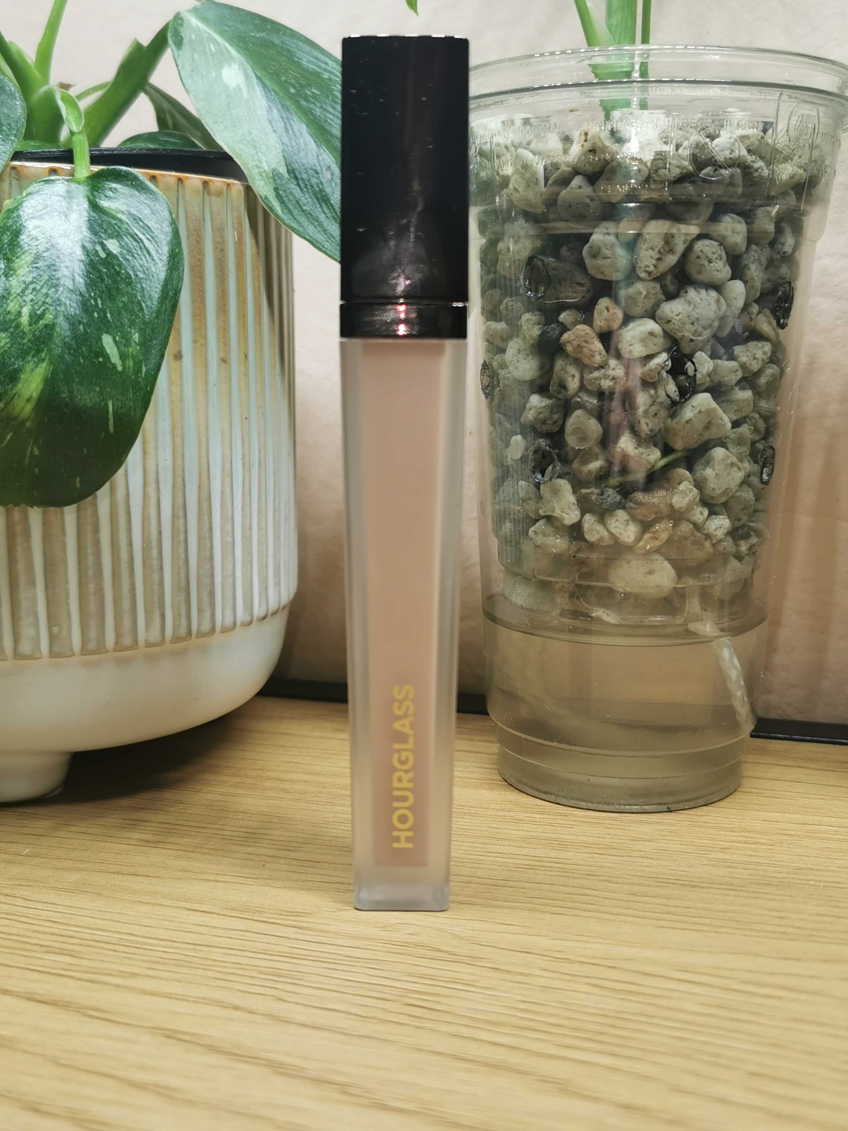 Hourglass - Vanish Airbrush Concealer - kolor Pearl