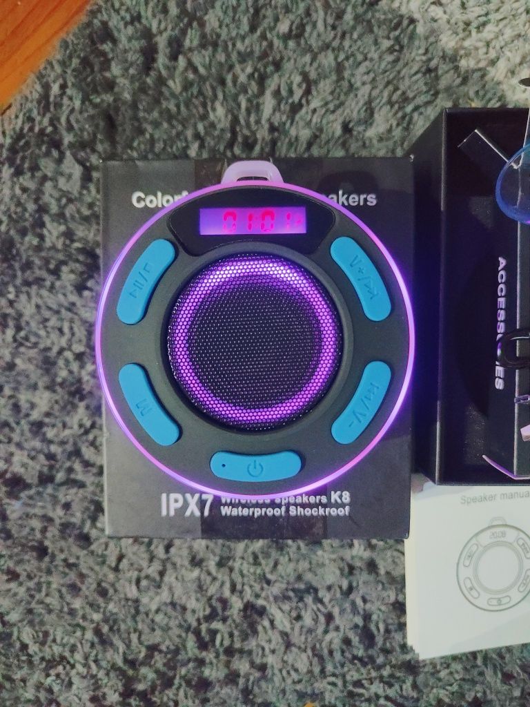 OYIB K8 głośnik bluetooth FM IPX7 LED