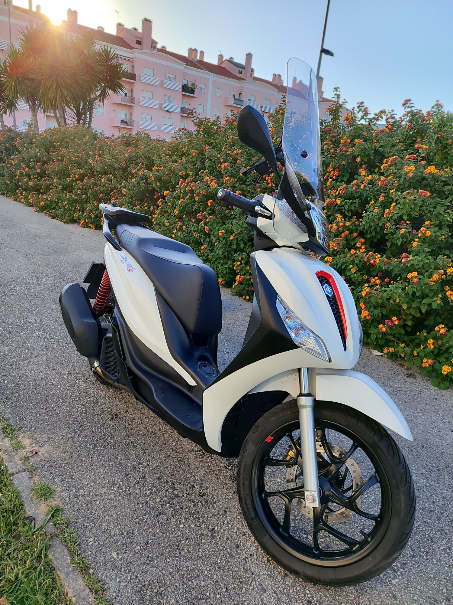 Piaggio Medley 125