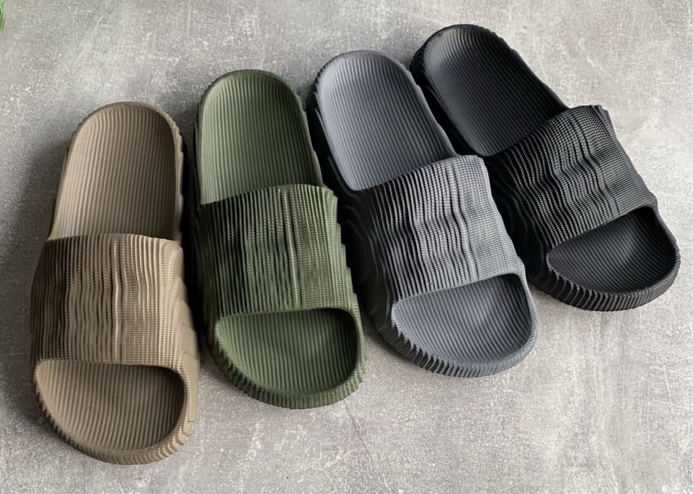 Жіночі тапки Adidas Adilette 22