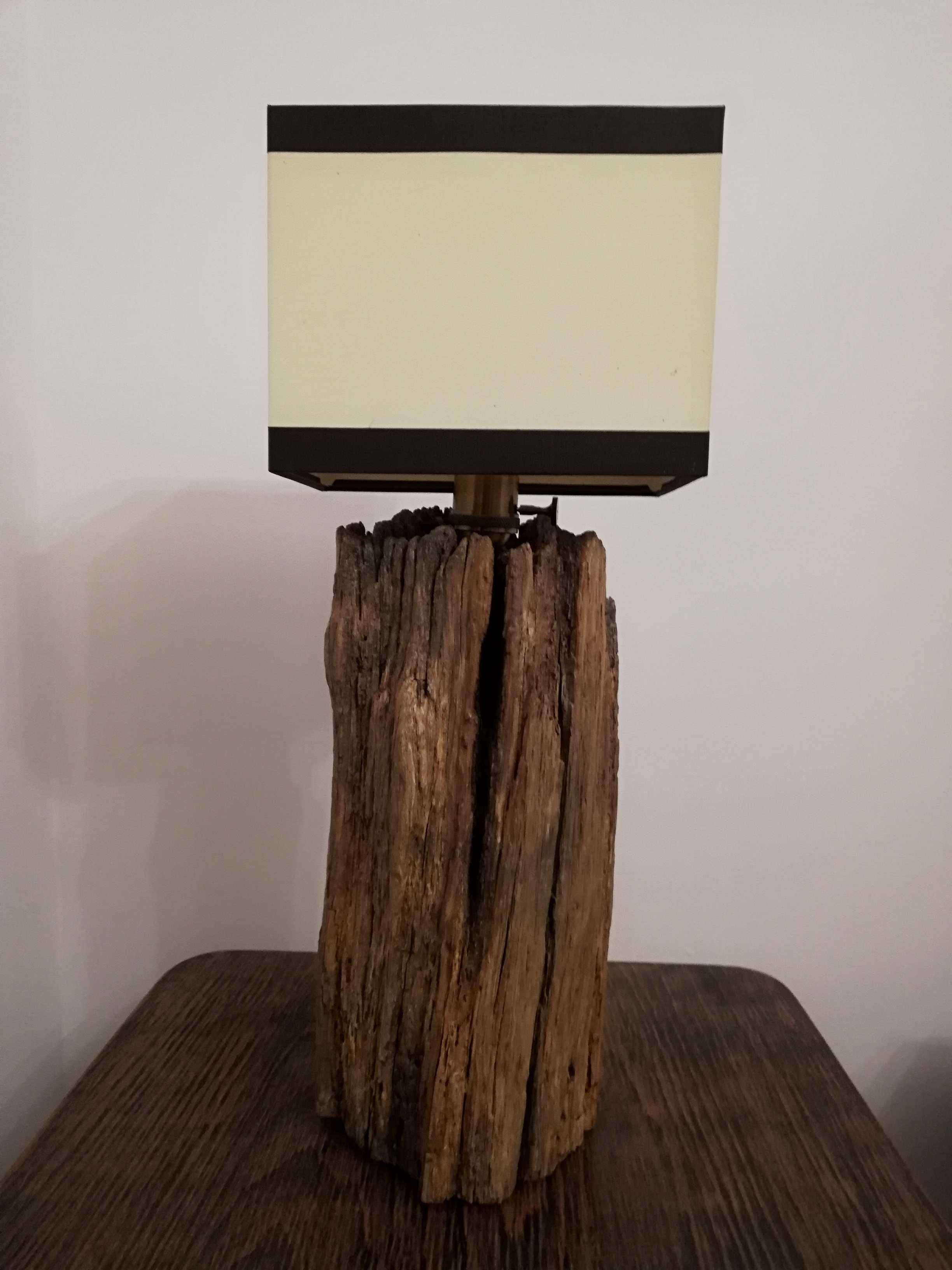 Lampka dębowa (lite drewno)