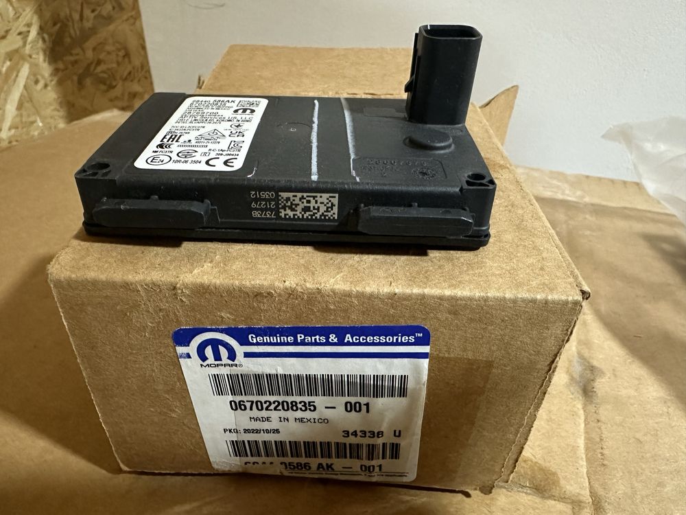 Радар дістронік Jeep Grand cherokee, wagoner 2021 2022 2023 2024