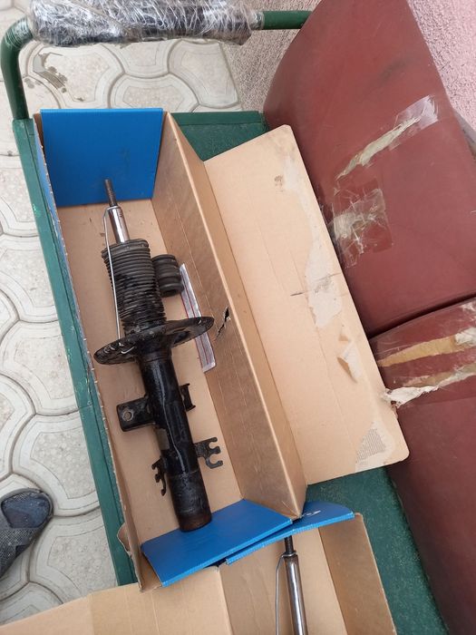 Амортизаторы амортизатори фольксваген Т5