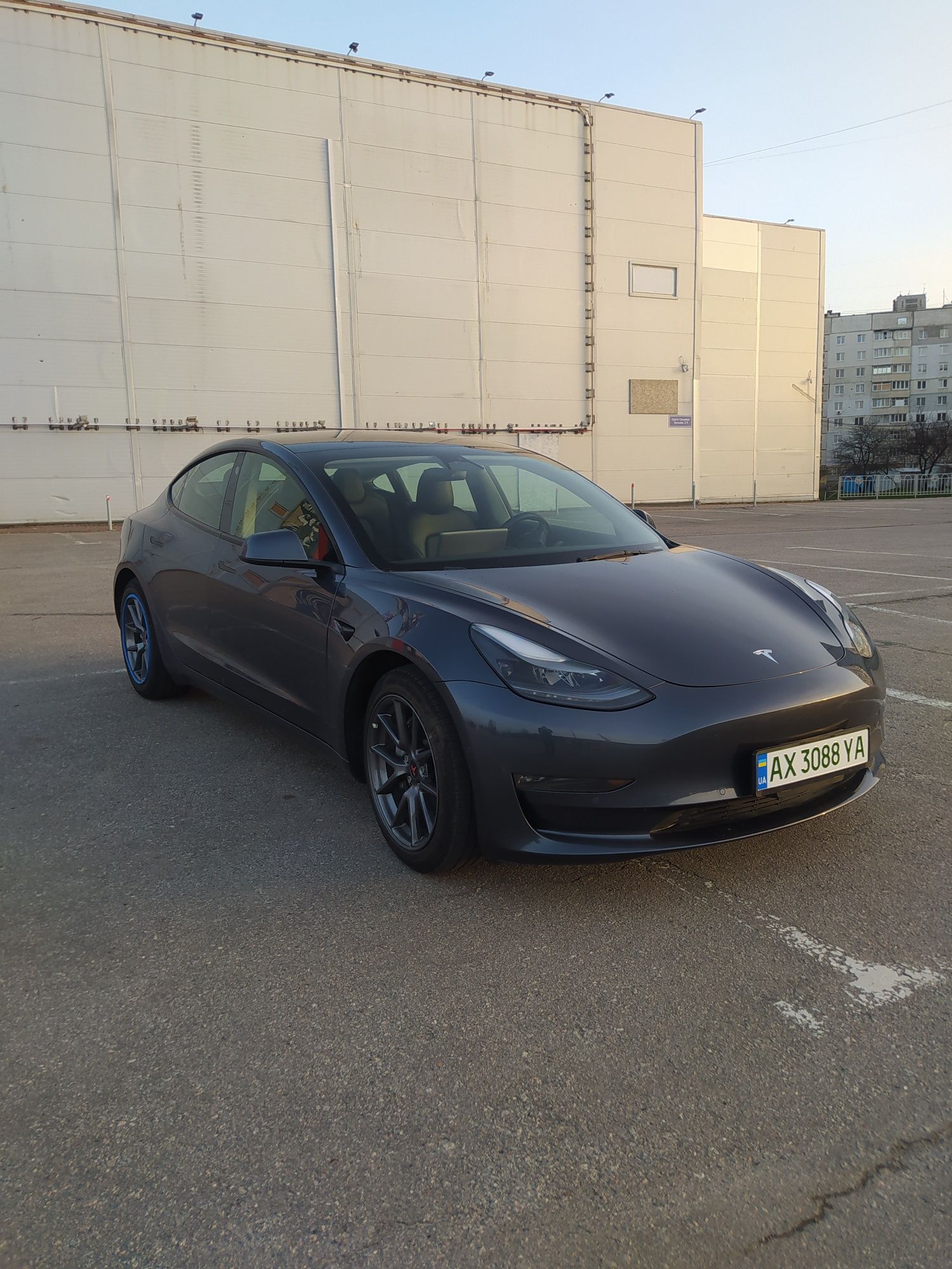 Tesla model 3 long range 82 kwt 2022