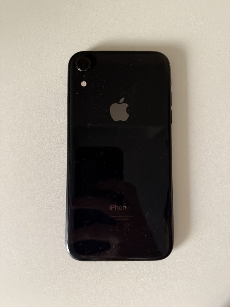 iPhone Xr 64gb.