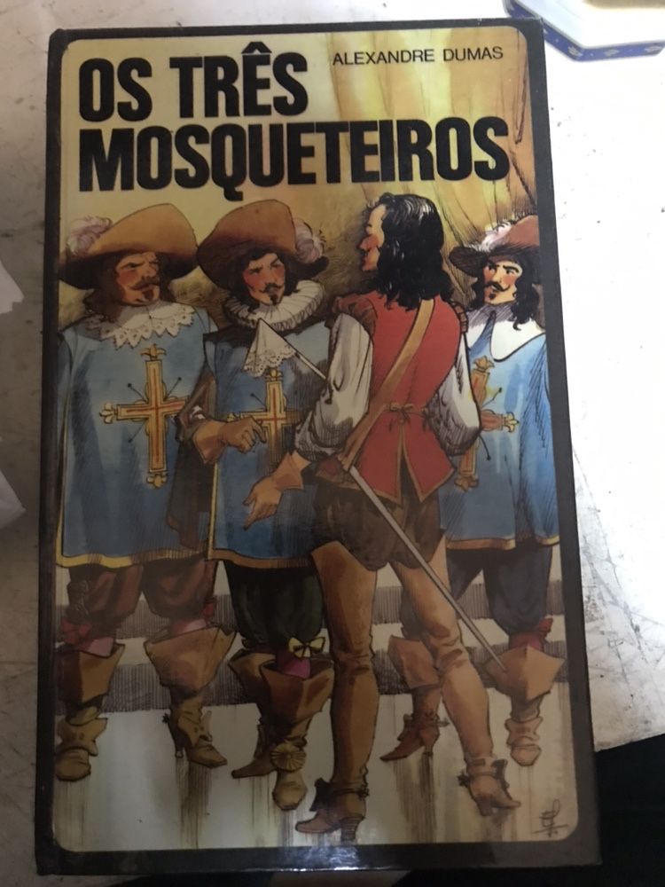 Os três mosqueteiros