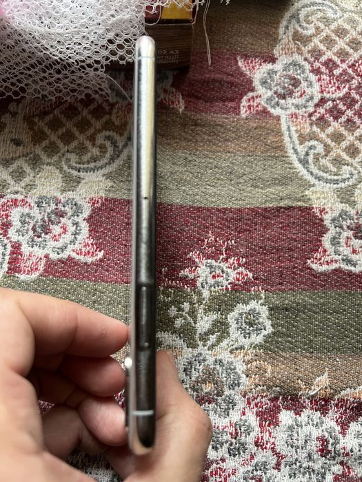 Iphone X 64 батарея 90%