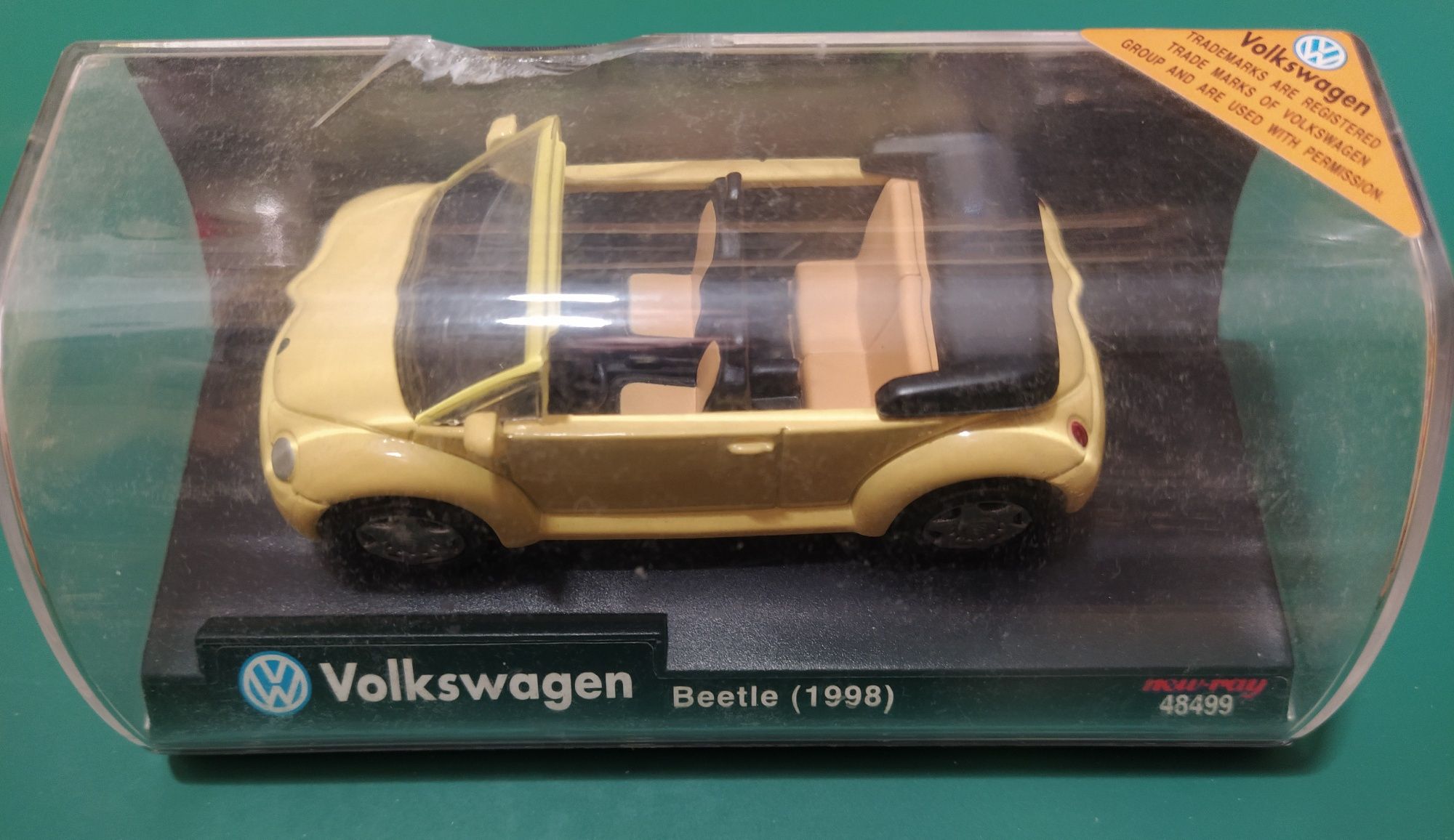 VW Beetle New Ray 1/43