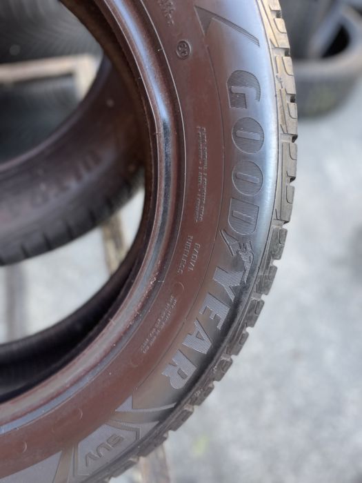 Шини 225/65 r17 Dunlop Winter Sport 5