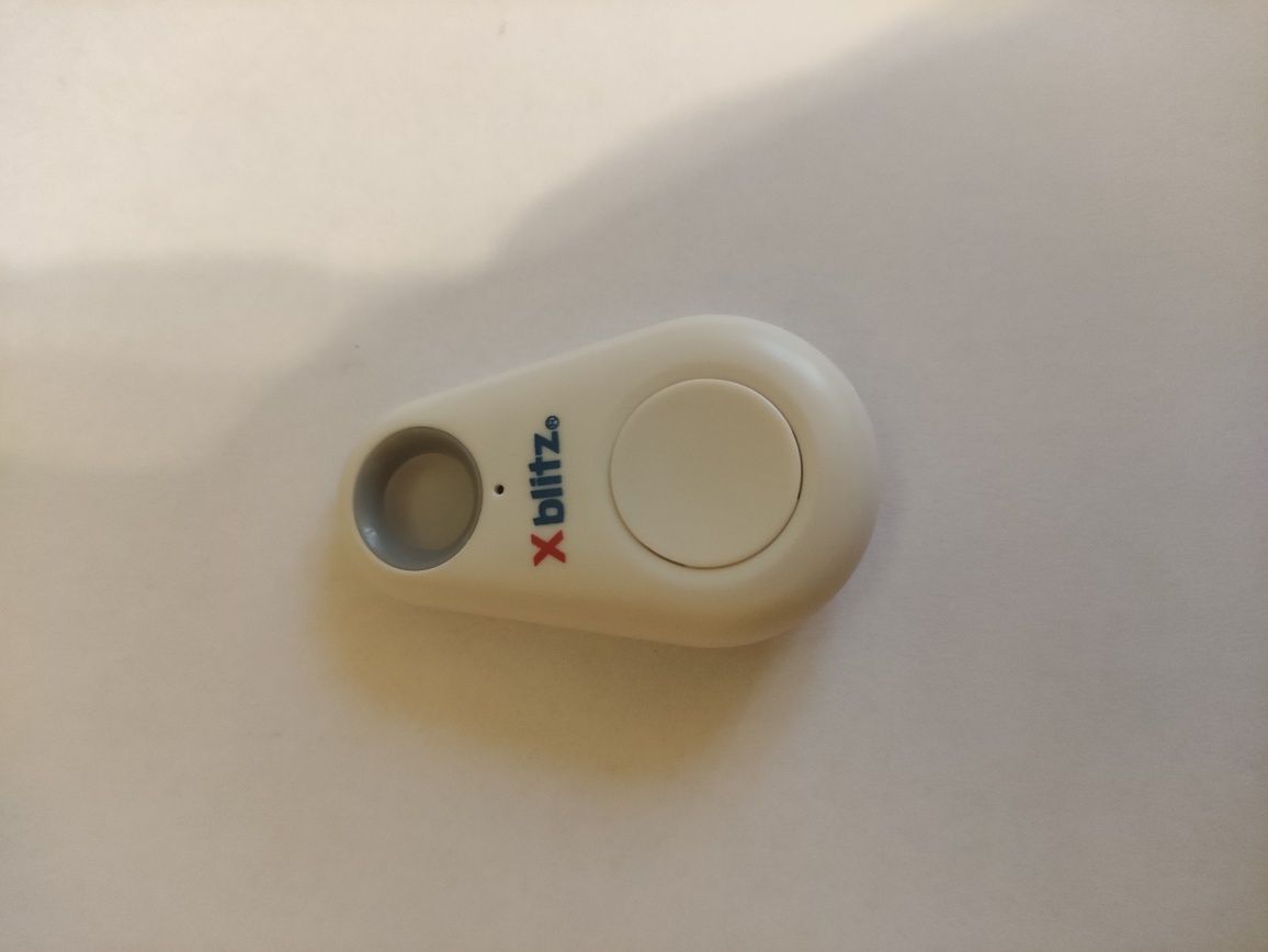Lokalizator kluczy Xblitz X-Finder biały bluetooth 4.0
