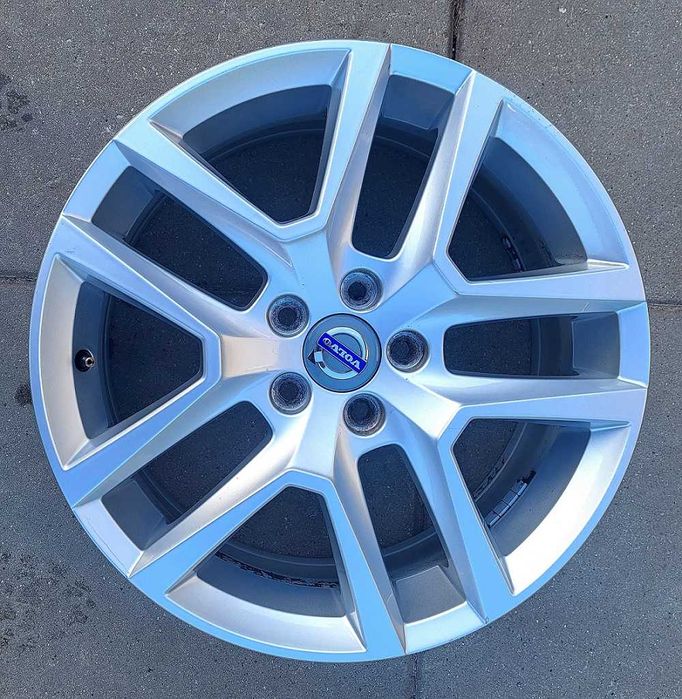 5x108 18 Volvo xc60 xc70 s90 v90 xc40 v60 s60 s80  orginane fabryczne