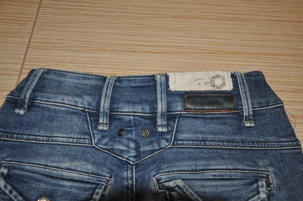 Spodnie Zara jeans rozm 34