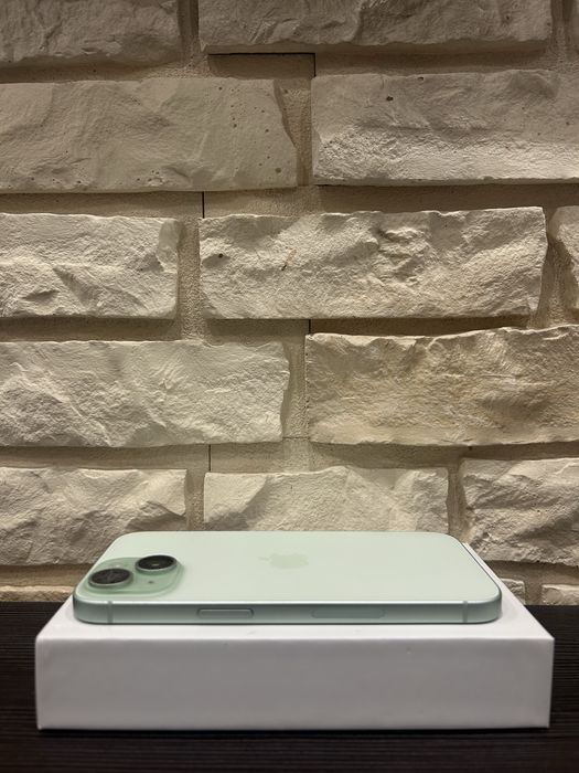 iPhone 15 128GB Green 90% Bateria