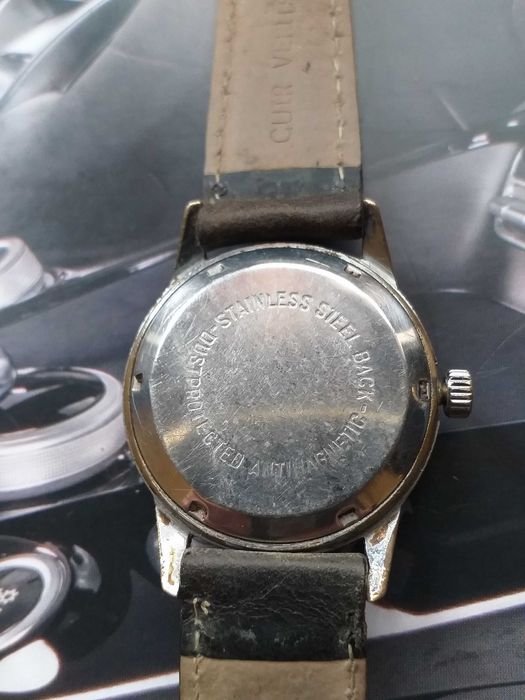 relogio mazel corda manual