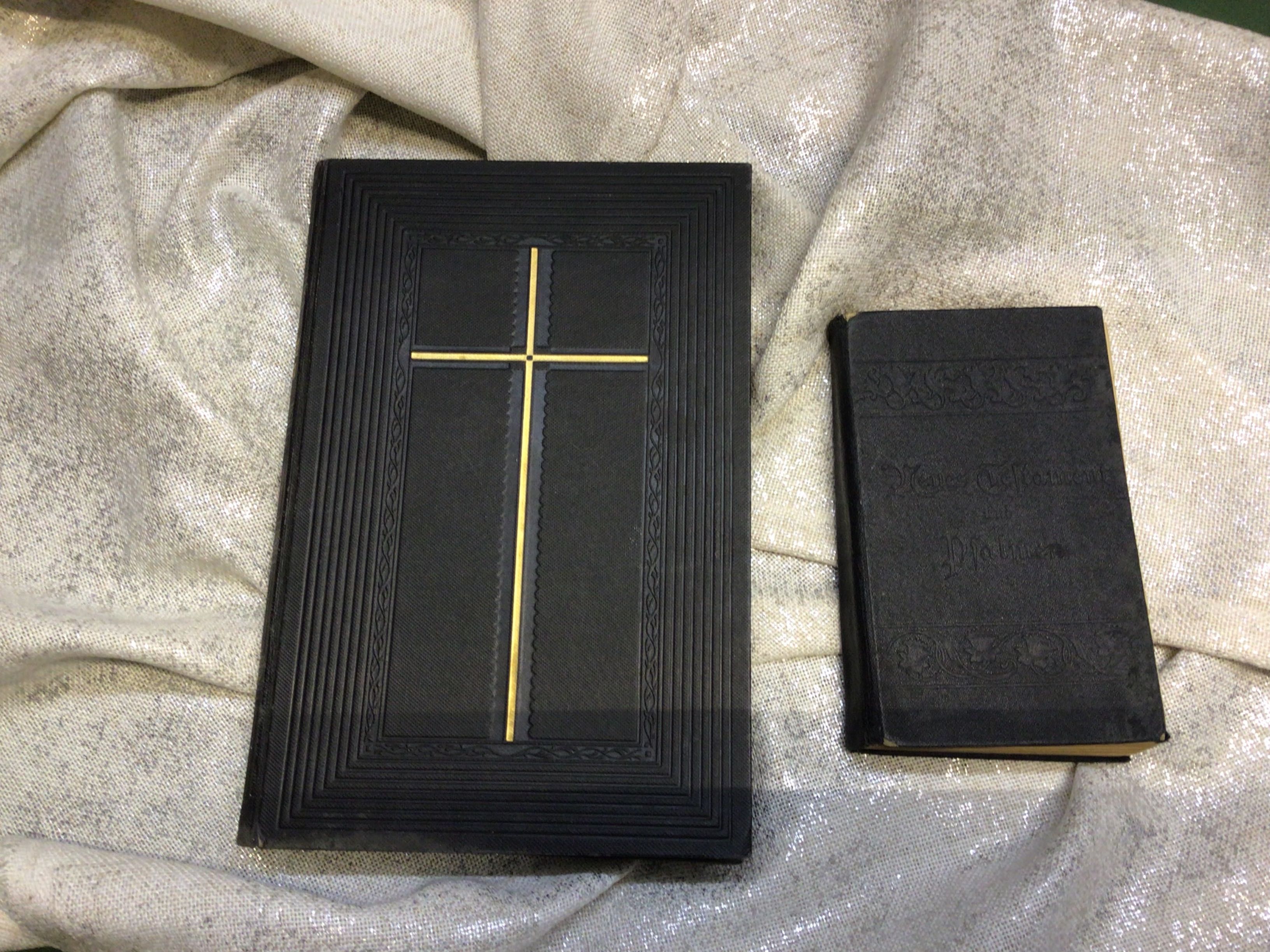 Nowy testament niemieckie wydanie z 1903 i 1924