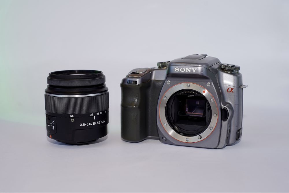 Sony DSLR-A100 Alpha 100 A7 A9 g7x