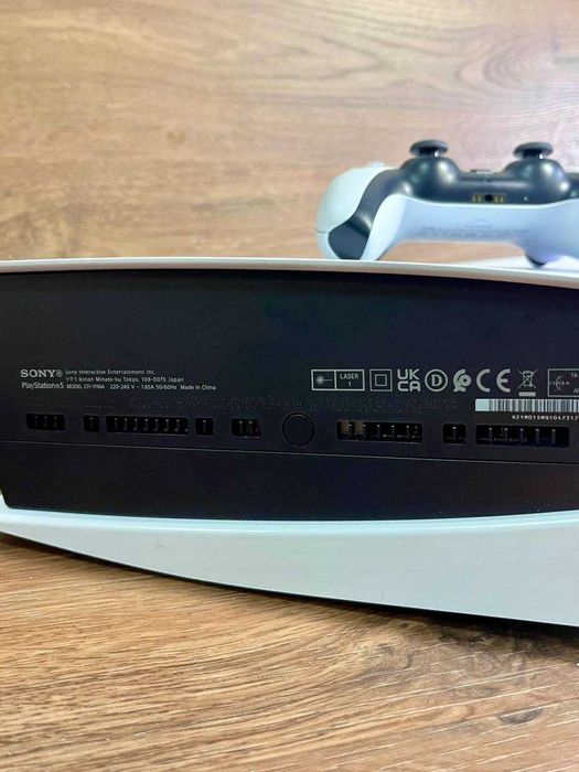 Sony Playstation 5 Digital Edition с дисководом 825GB