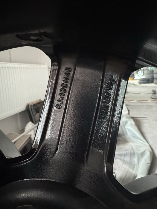 Диски с резиной LAND ROVER R19