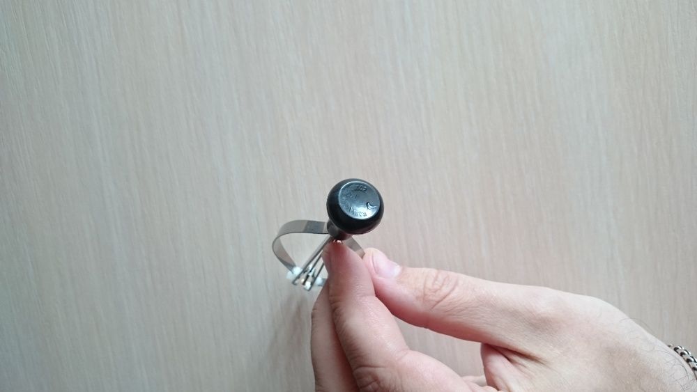 Инструмент для снятия стрелок, стрелкосниматель