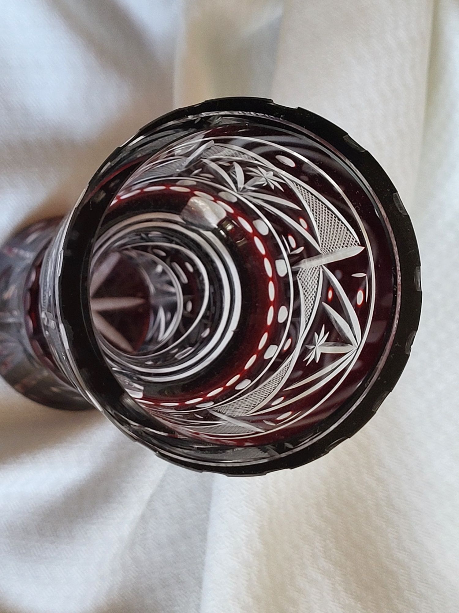 Wazon rubinowy Bohemia 25cm