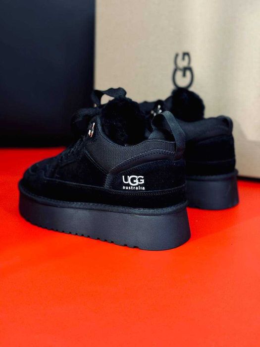 Женские зимние кроссовки ugg черные на меху высокие кросовки