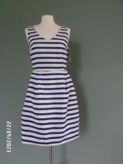 sprzedam śliczną sukienkę rozmiar-38-M-Reserved-nowa