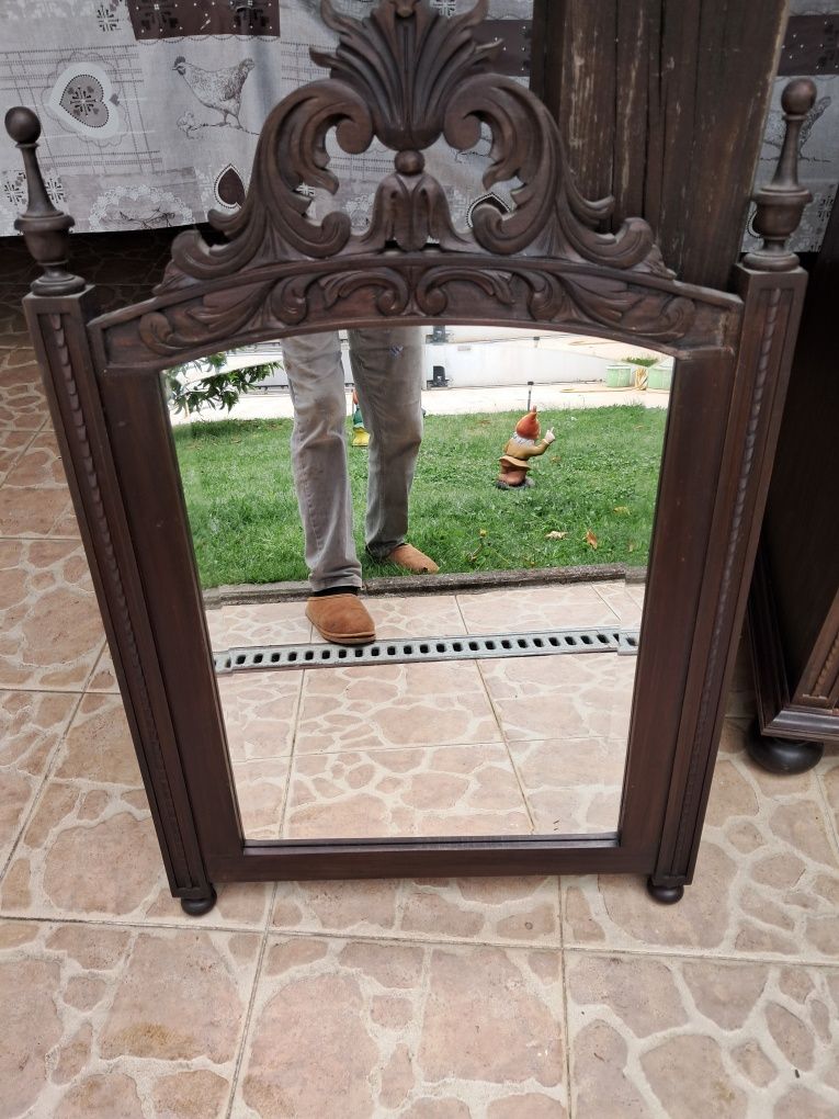 Cómoda com espelho
