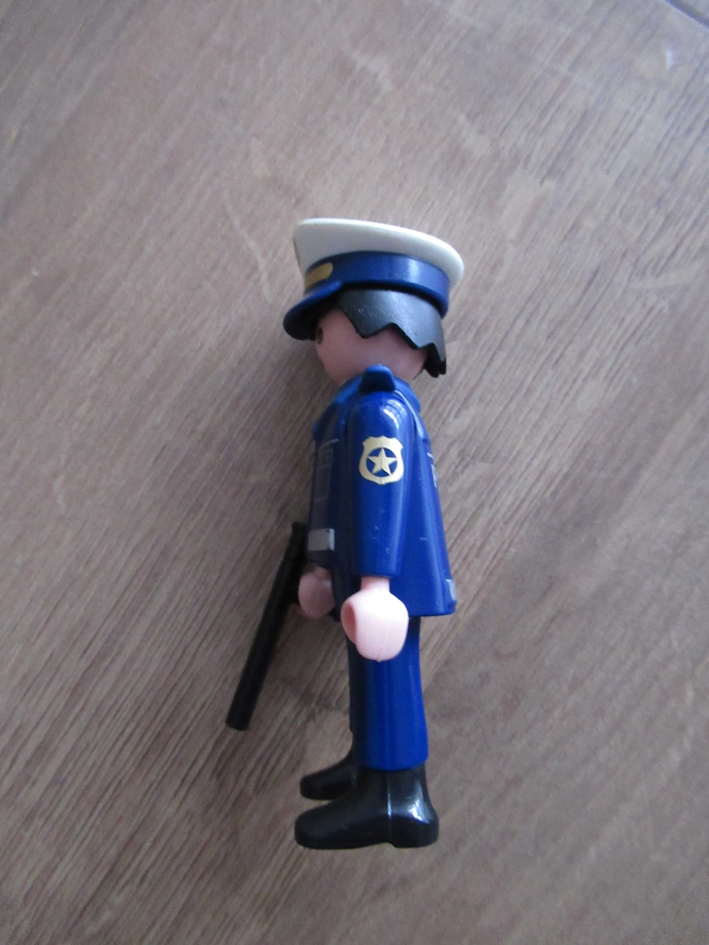 Figurki Playmobil policjant, pirat, dwóch pracowników komunalnych