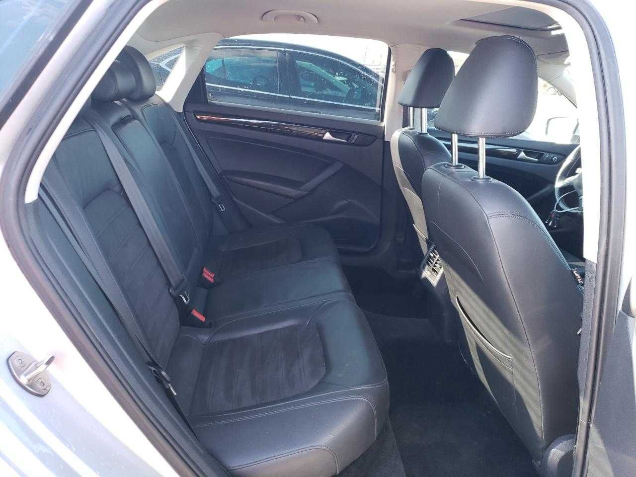 Volkswagen Passat Sel 2015