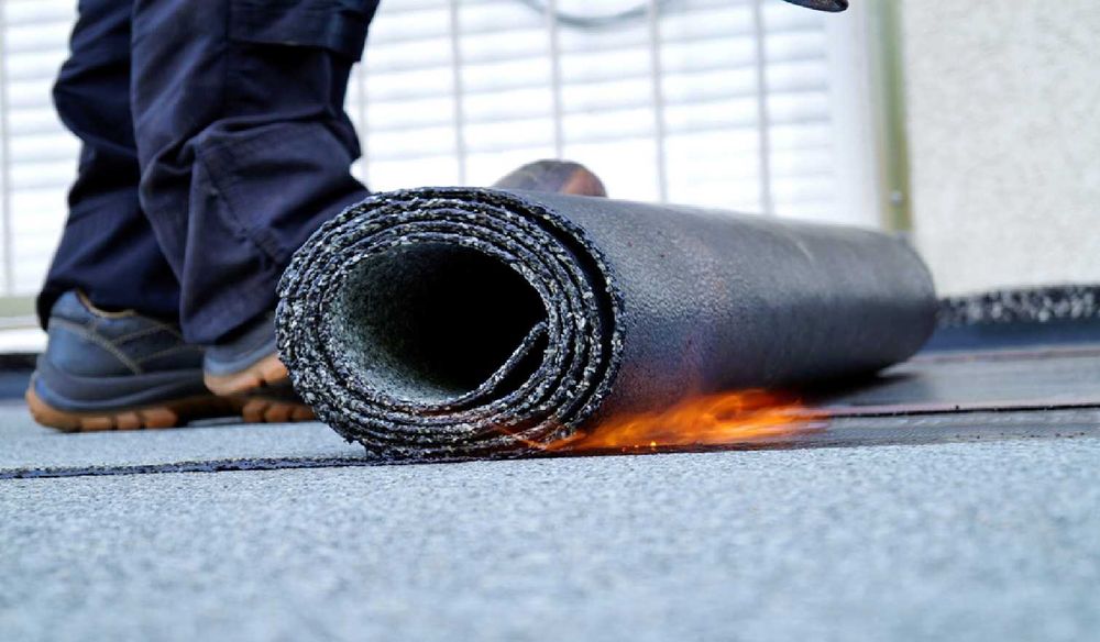 Papa termozgrzewalna, hydroizolacje dachów dekarz