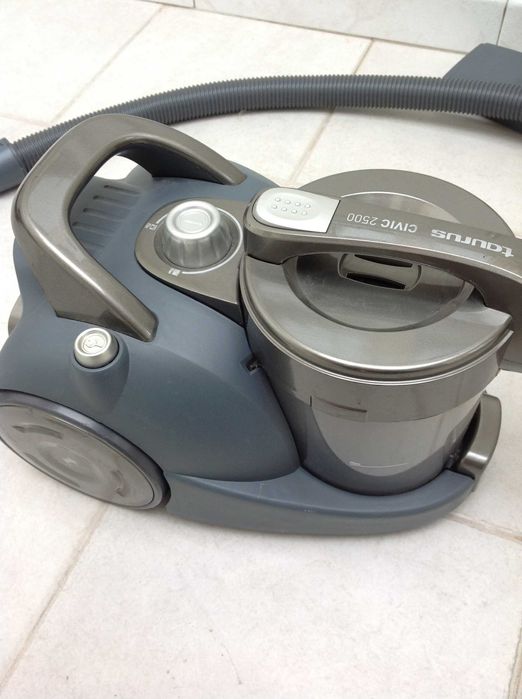 Aspirador sem saco Taurus Civic 2500