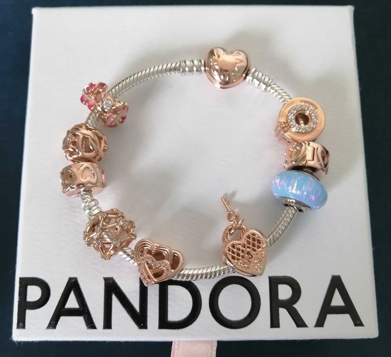 Pandora biżuteria zestaw i saszetka nerka
