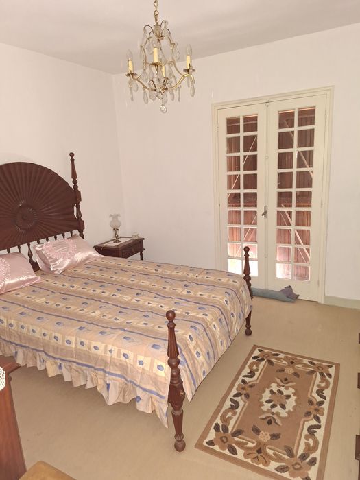 Moradia T4 com garagem