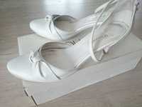 Buty ślubne białe skórzane Growikar r. 38 - 39